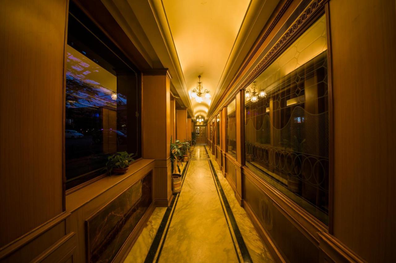 The Renai Cochin Hotel Kochi Exterior photo