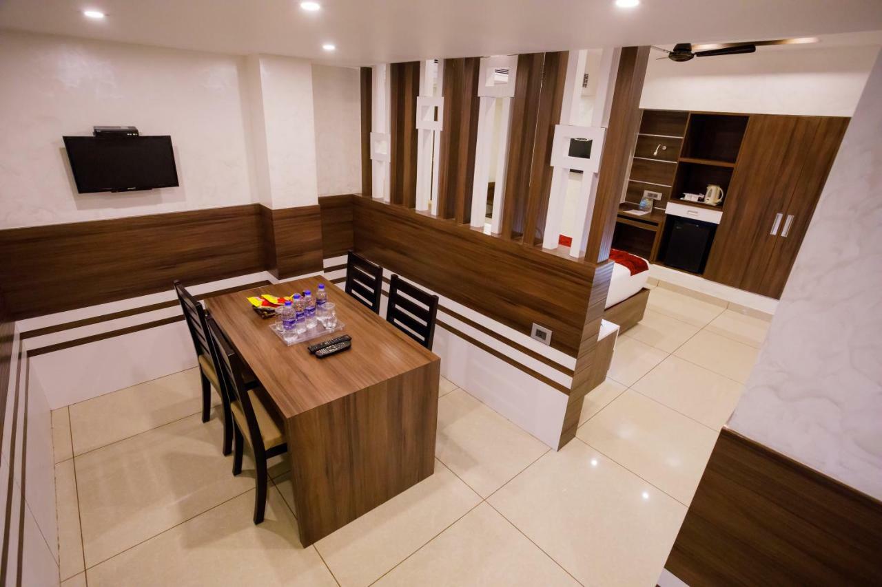 The Renai Cochin Hotel Kochi Exterior photo